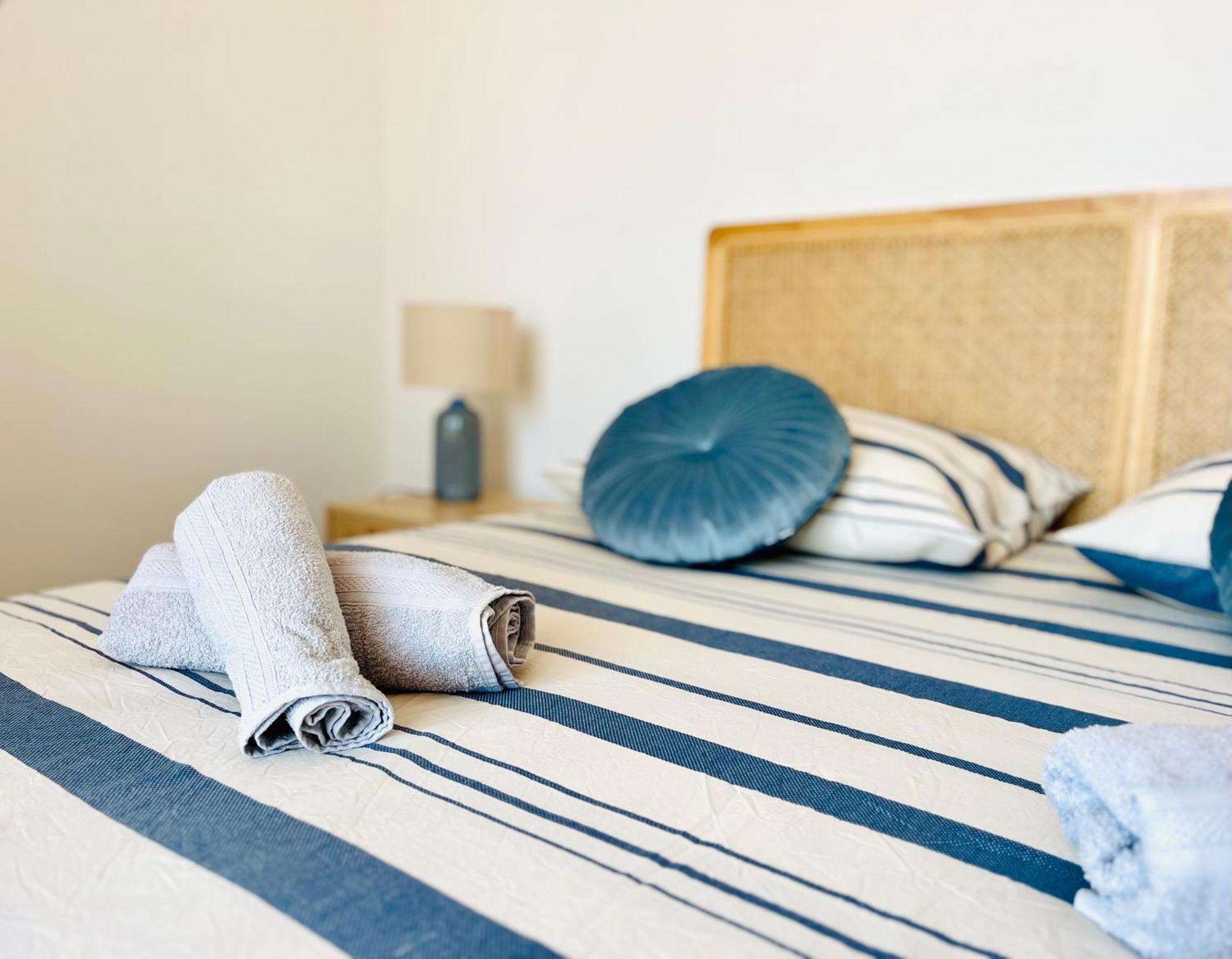 Front De Mer Beau T3 Climatise Balcon Parking Ajaccio 阿雅克肖 外观 照片